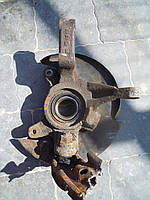 Поворотний кулак передній правий Nissan Almera N15 Sunny B14 1995-2000г.