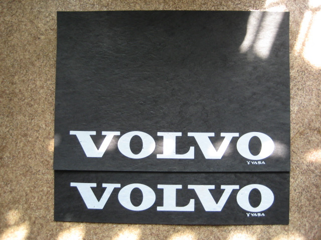 Бризковик Volvo
