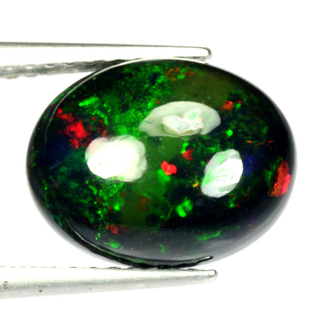 Чорний опал кабашон 2.32 Ct 11 x 8 mm