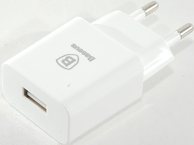 Зарядний пристрій Baseus 1xUSB QC3.0 18W