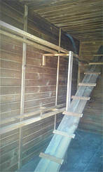 Деревянный курятник