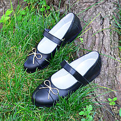 Туфлі шкільні для дівчаток із натуральної шкіри. 35 розмір