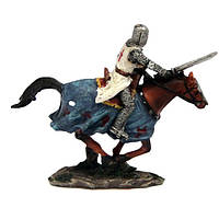 Интерьерная фигурка Рыцарь с мечом на лошади