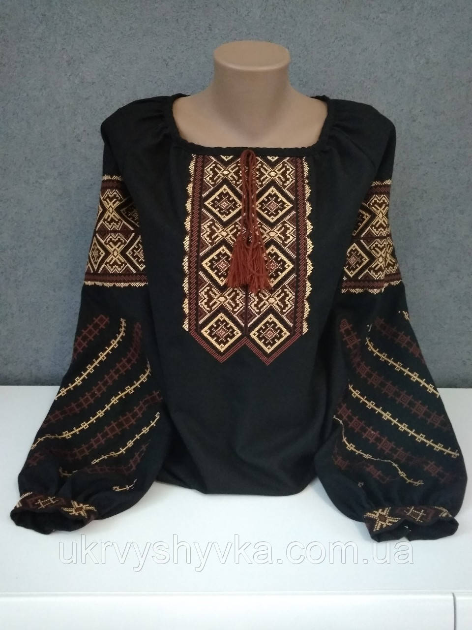 Неймовірно красива вишиванка "Марта"