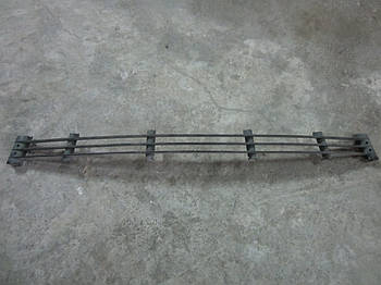 Решітка переднього бампера Bmw e38