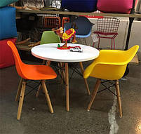 Дитяче крісло Kids Leon Eames DAW жовте 12 на дерев'яних У ногах, дизайн Charles&Ray Eames, фото 9