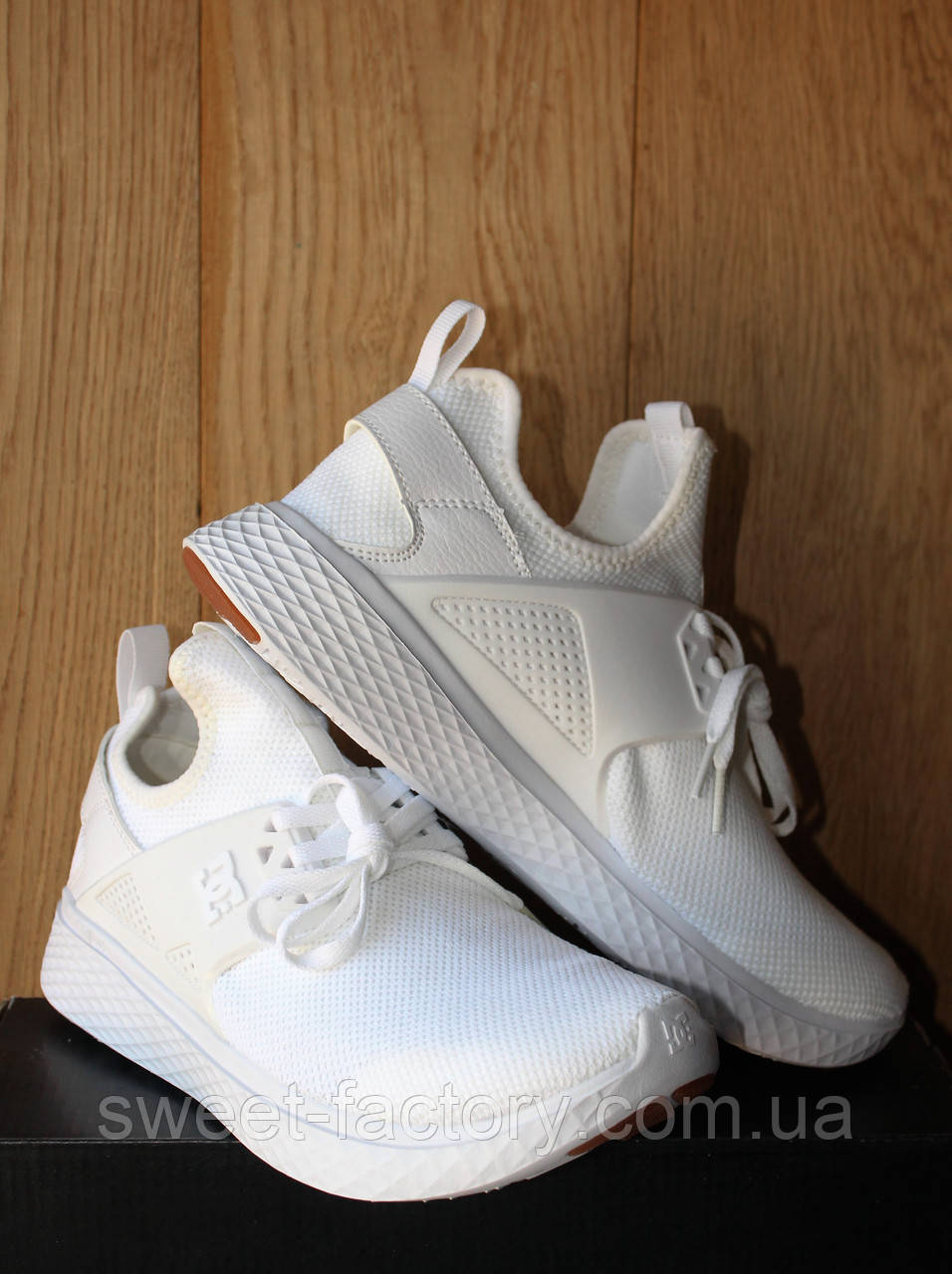 Кроссовки DC MERIDIAN: продажа, цена в Кроссовки и кеды