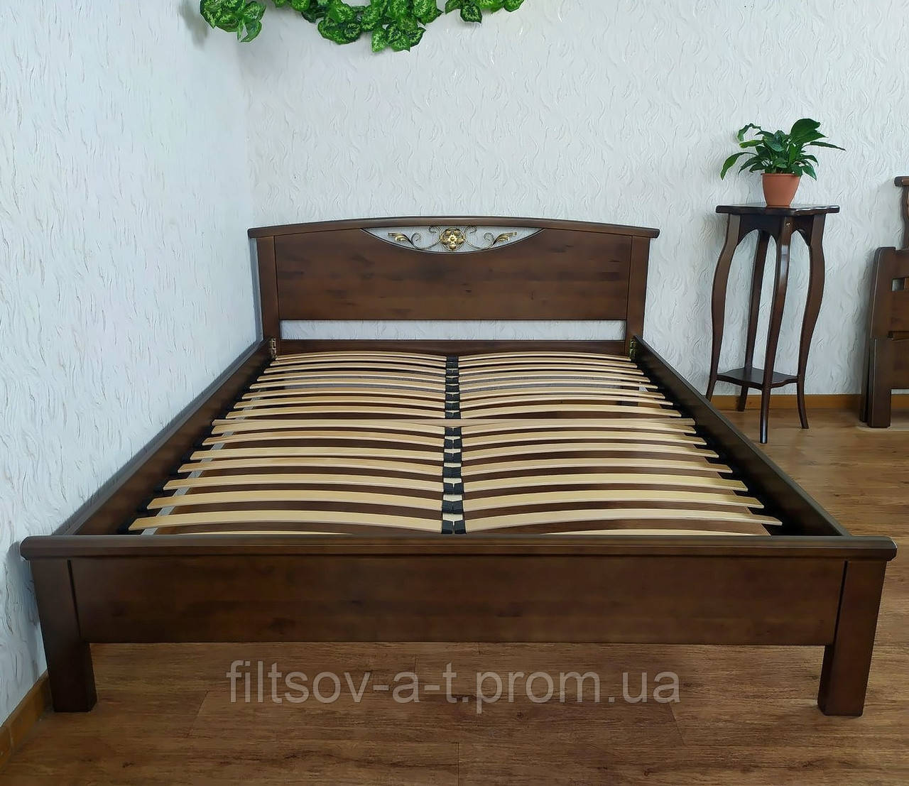 Кровать двуспальная деревянная из массива натурального дерева "Фантазия" от производителя - фото 4 - id-p4932444