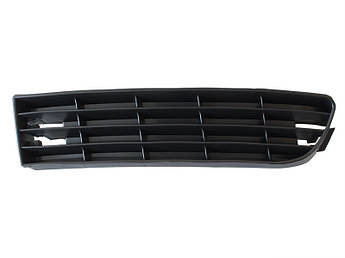 Решітка в бампер зліва Audi A6 94-97 р.