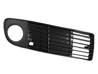 Решітка в бампер права Audi A6 C5 99-01 р.