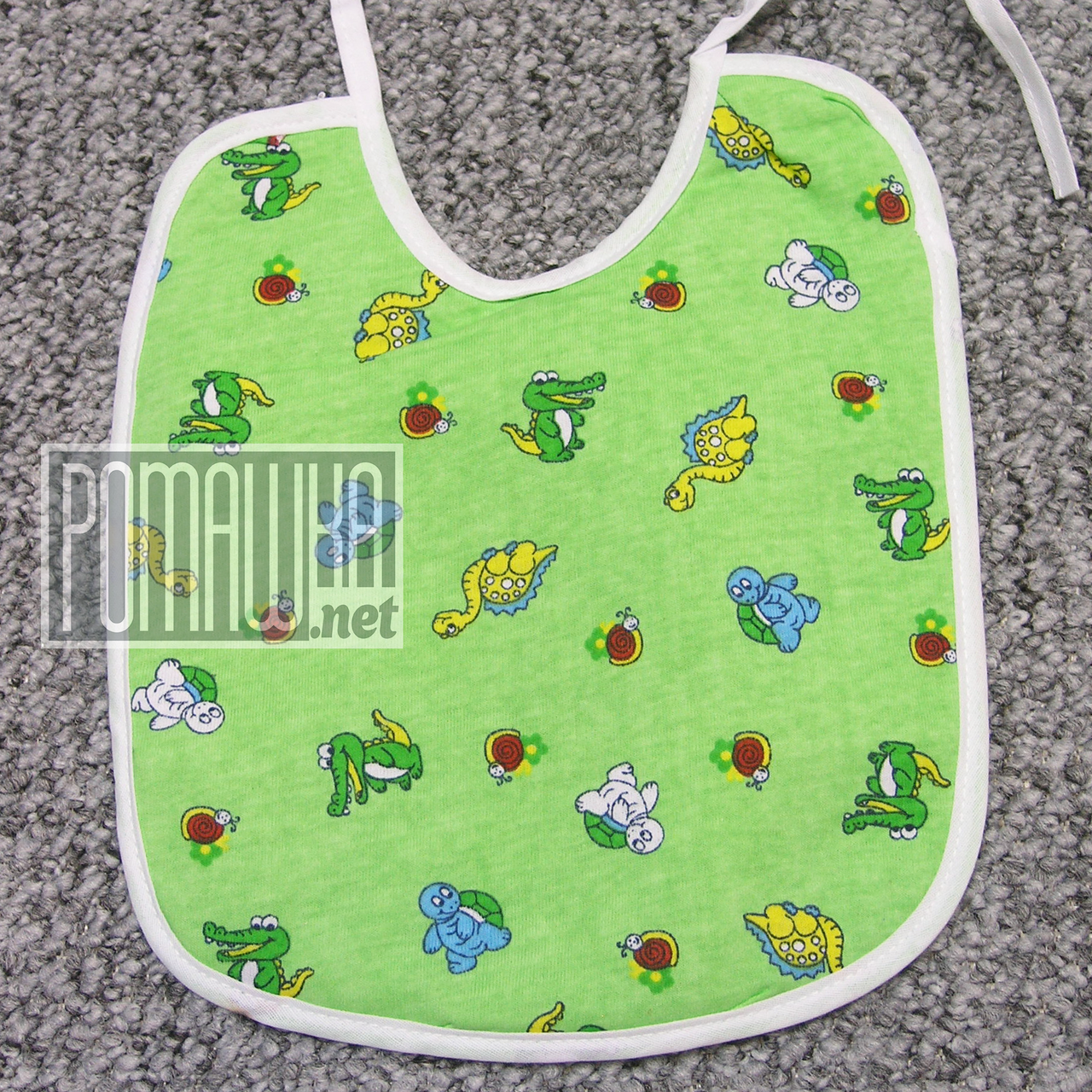 Дитячий непромокальний слюнявчик (нагрудник) для хлопчика або дівчинки з зав'язками 4617 Зелений