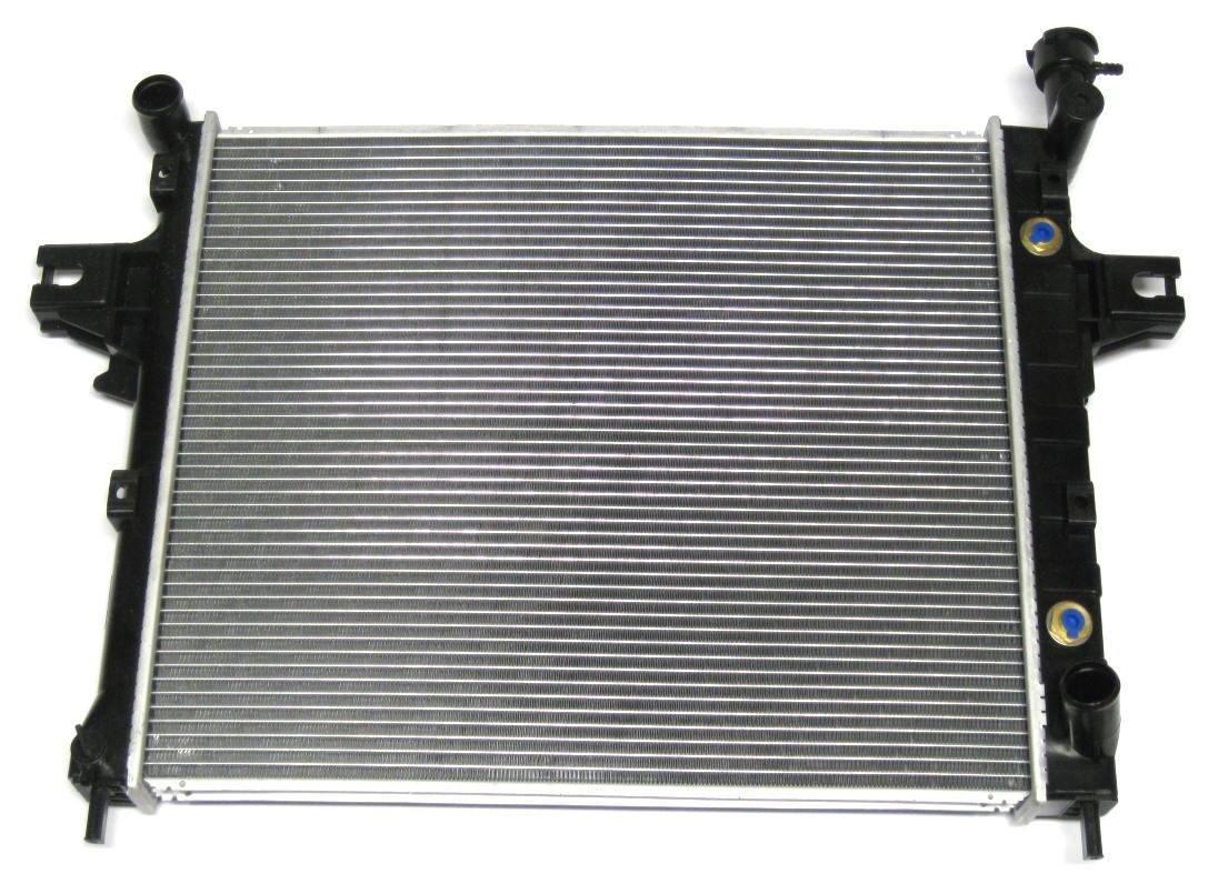 Радіатор Jeep Grand Cerokee WJ 01-04 рр. 4,7 V8