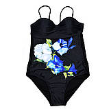 Жіночий злитий купальник чорний з красивими рожевими квітами, фото 3