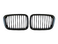 Решітка радіатора ліва + права (ніздрі) BMW 3 E46 98-01 р.