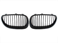Решітки радіатора ліва + права (ніздрі) BMW 5 E60 03-10 рр.
