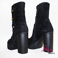 Замшеві черевики жіночі демісезонні чорного кольору на підборах і платформі «Style Shoes», фото 4