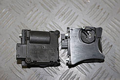 Моторчик заслінки печінки 4E0820511