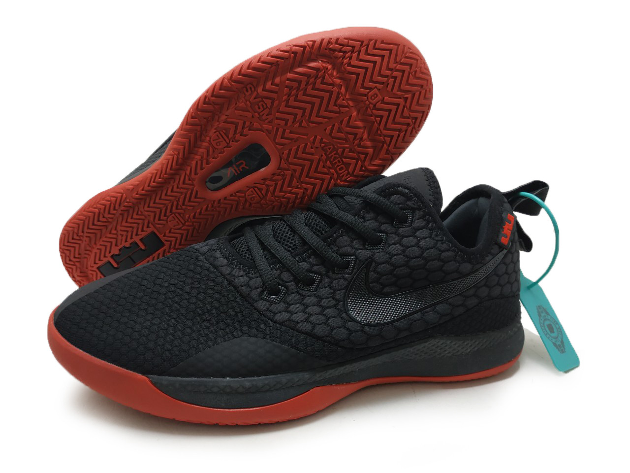 Кросівки чоловічі Nike Lebron Weetnes3