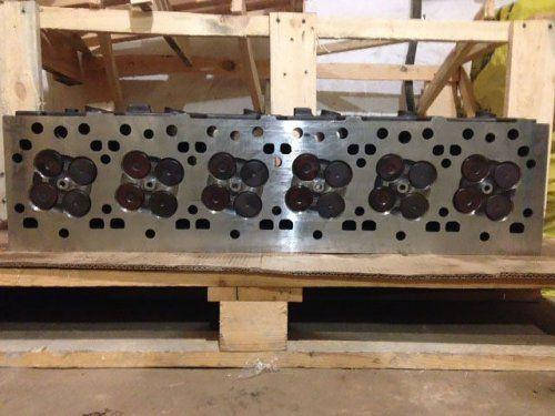 Головка блоку цилінрів двигуна RG6090 John Deere SE501747, фото 1