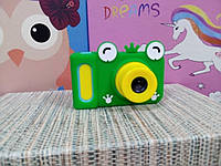 Чехол на детский фотоаппарат зеленая лягушка
