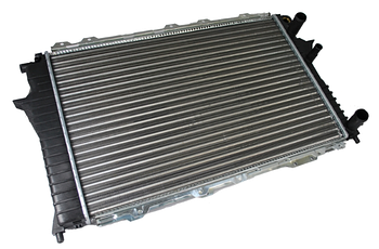 Радіатор охолодження двигуна Ауді С4, А6 С4 - Audi 100 C4, A6 C4 (1.8-2.5 D) 1990-1997