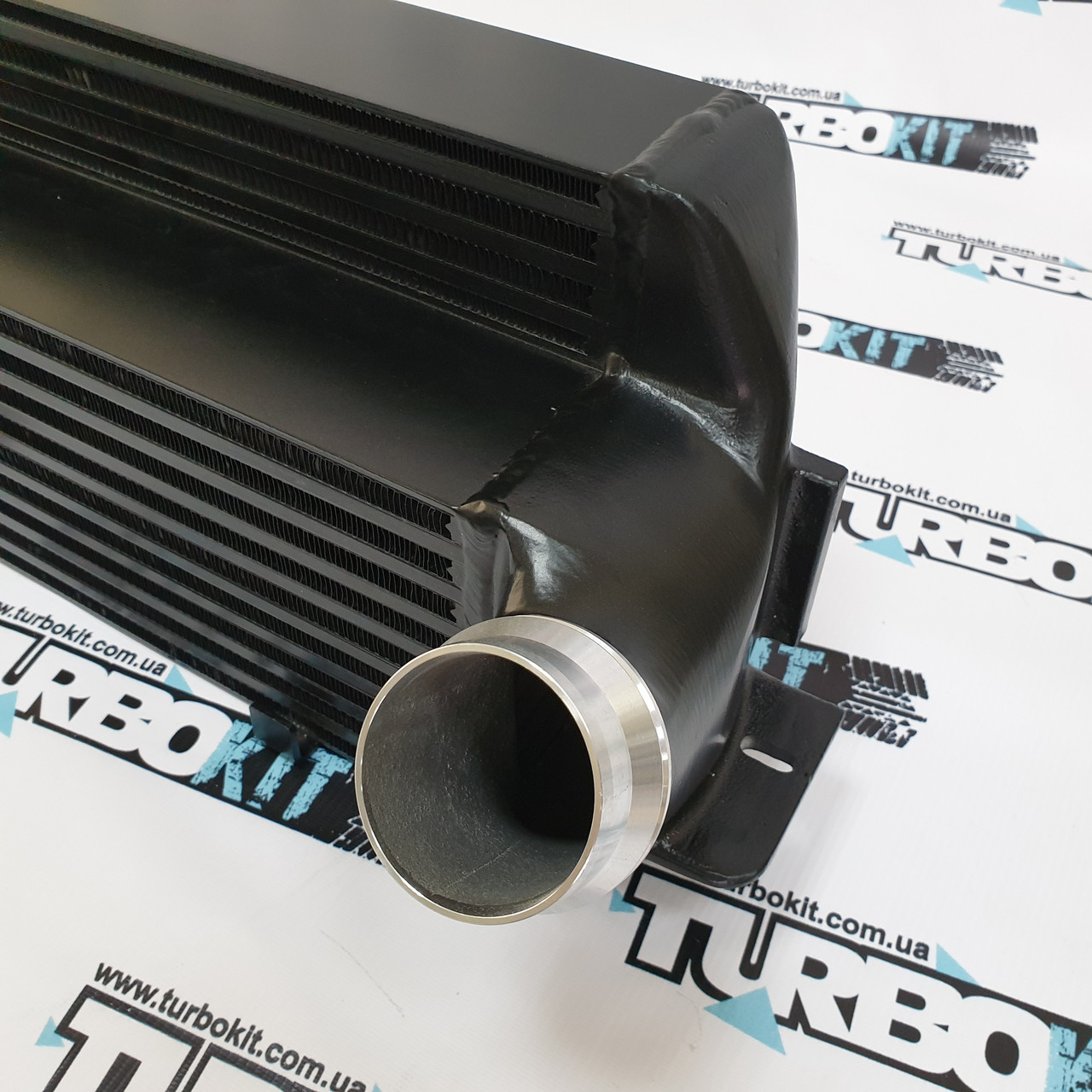 Купить Intercooler BMW F20 F21 F30 F31 F32 F33 F34 EVO2 / Увеличенный