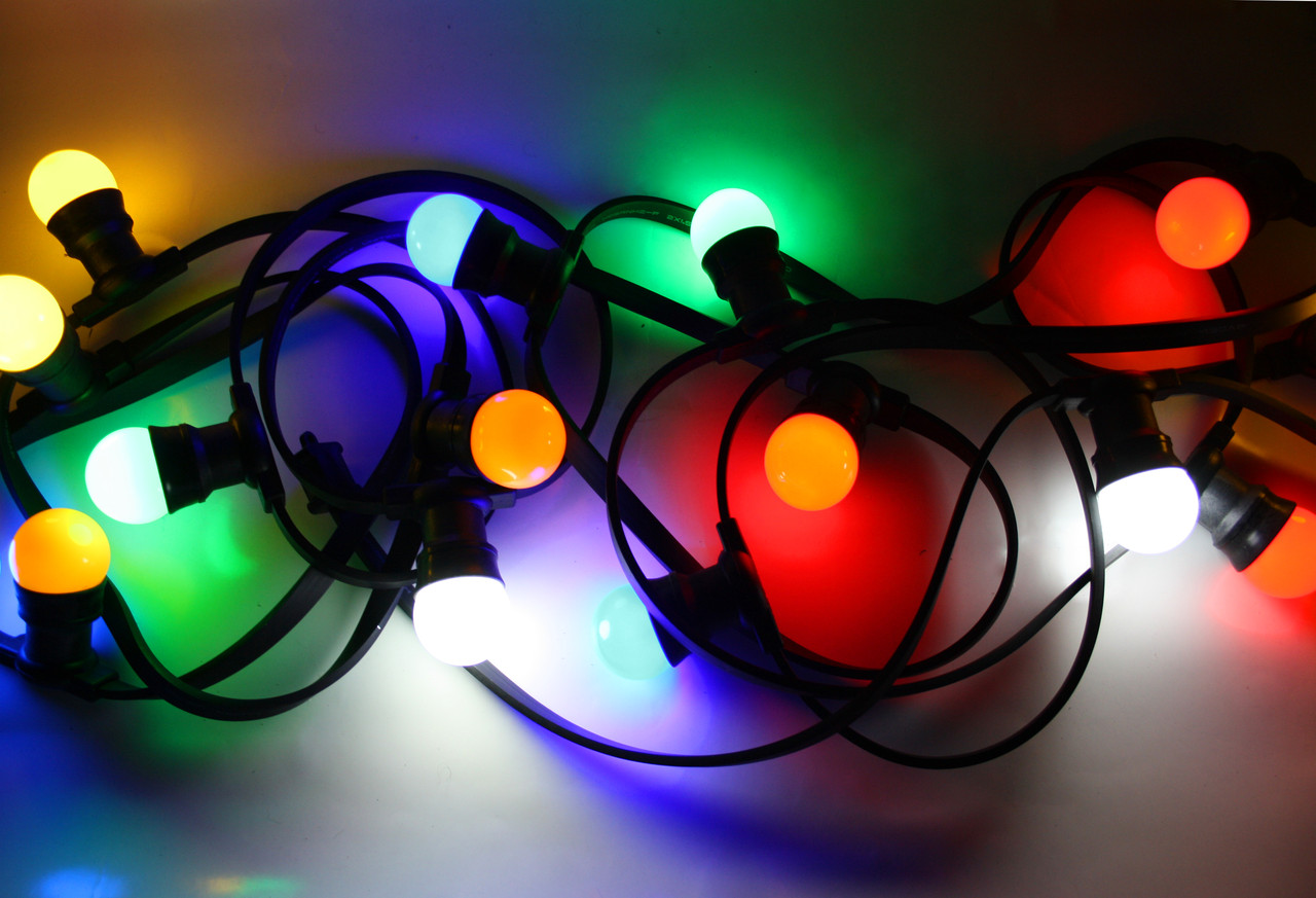 Вулична світлодіодна гірлянда Lumion Belt Light String (Більт лайт стринг) 50 м 125 ламп, зовнішній колір набірний