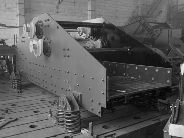 Грохот високочастотний односитний ГВЧ-10, ГВЧ-20, ГВЧ-30, ГВЧ-41, ГВЧ 5х1М, ГВЧ-61, ГВЧ-61М, ГВЧ-71, ГВЧ 14х1М