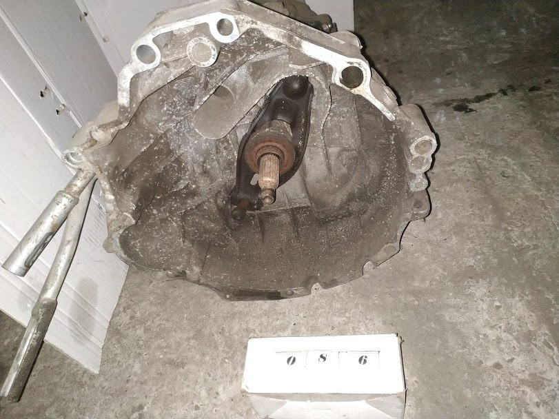 No86 Б/у КПП Коробка перемикання передач 2.8 для Audi A6 C4 1992-1996