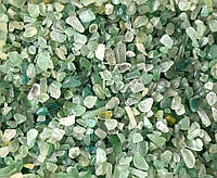 Натуральний камінь крихти дрібний Нефрит салатовий зелений фракція 3-5 мм 10 грамів для декору
