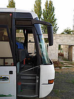 Производство и замена лобового стекла триплекс на автобусе Neoplan N316SHD Transliner в Никополе (Украина). 10