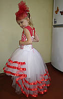 Детское нарядное платья удлиненное сзади на худенькую девочку 104-116