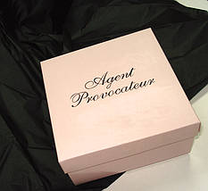 Друк \ тиснення індивідуальних лого на коробочках з білого крейдованого картону 18