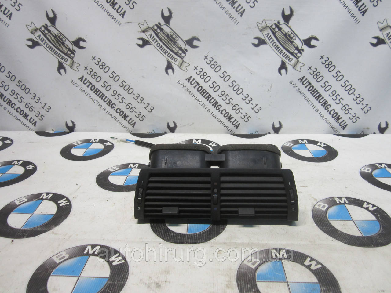 Центральний дефлектор повітря bmw e53 x-series (8402221)