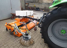 Щітка на трактор 2 метра с бункером