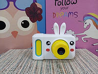 Силиконовый чехол на детский фотоаппарат белый зайчик Amazing