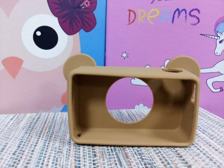 Селиконовый чехол на детский фотоаппарат коричневый мишка Amazing - фото 2 - id-p1044787828