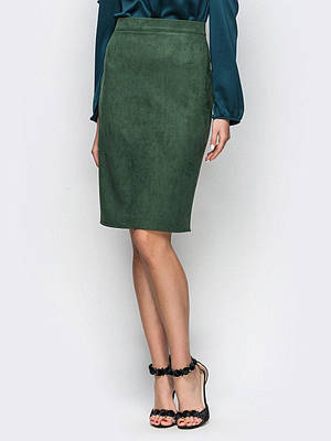 Стильна спідниця на коліно із замші на дайвінгу