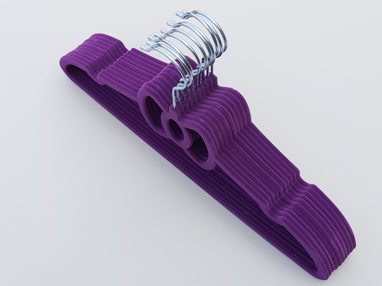Плічка флоковані (оксамитові, велюрові) фіолетового кольору, довжина 39,5 см, в упаковці 10 штук