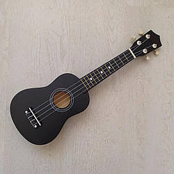 Укулеле сопрано 21" HM100-GB чорний + медіатор