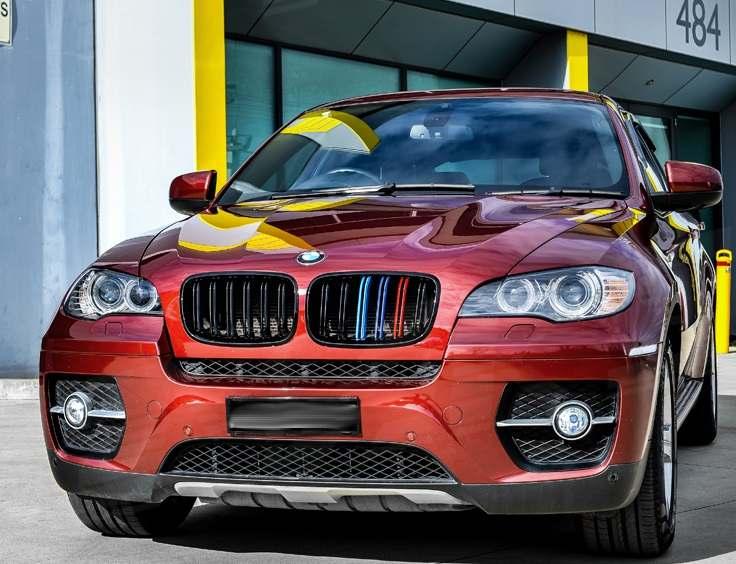 Решітка радіатора ніздрі BMW X6 E71 стиль M (чорний глянець + М колор)