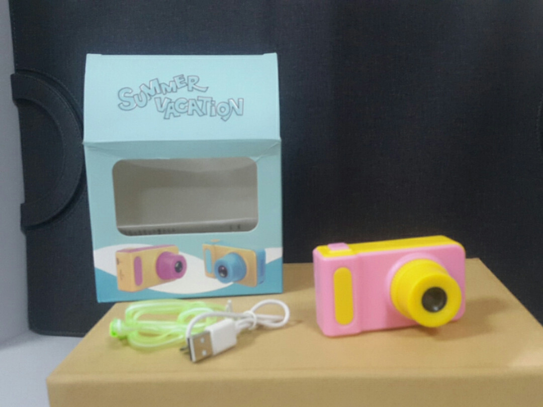 Детский фотоаппарат цифровая розово желтая digital camera Amazing - фото 1 - id-p1044787803