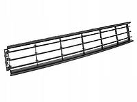 Решітка в бампер середня чорна VW Passat B7 10-15 рр.