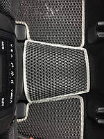 Наши коврики EVA в салоне Toyota LC Prado 150  4