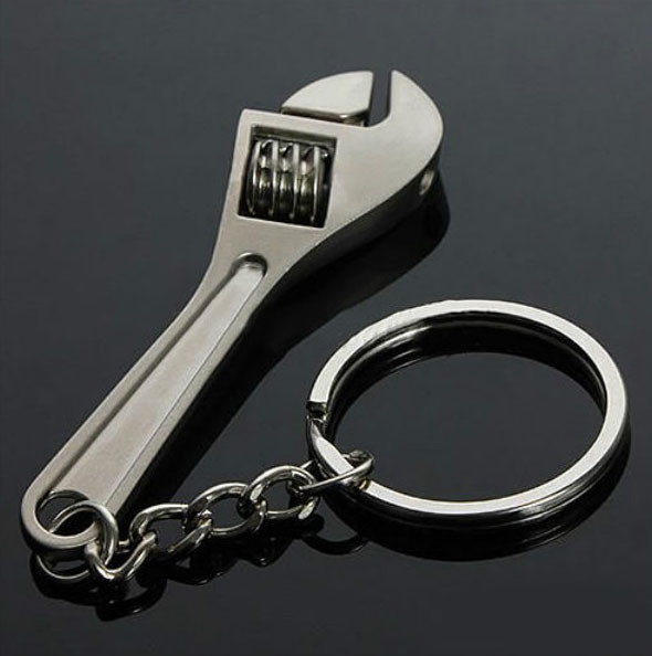 Брелок у вигляді розвідного гайкового ключа SKU0000185