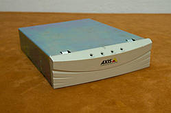 SCSI комутатор на LAN. AXIS StorPoint CD T E100 - CD-ROM-сервер (Part Number 0088-001-01)