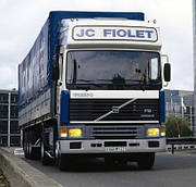 Volvo F10, F12 лобове скло, триплекс