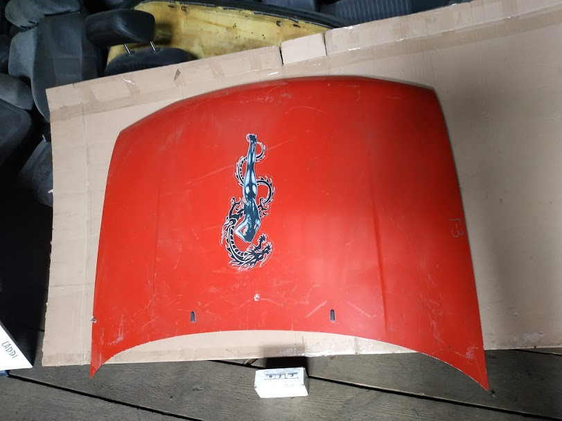 №23 Б/у Капот 1H6823031A для Volkswagen Golf IIІ 1991-1997