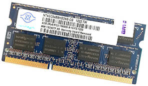 Оперативна пам'ять для ноутбука Nanya SODIM DDR3 4Gb 1333MHz 10600s CL9 (NT4GC64B8HG0NS-CG) Б/У