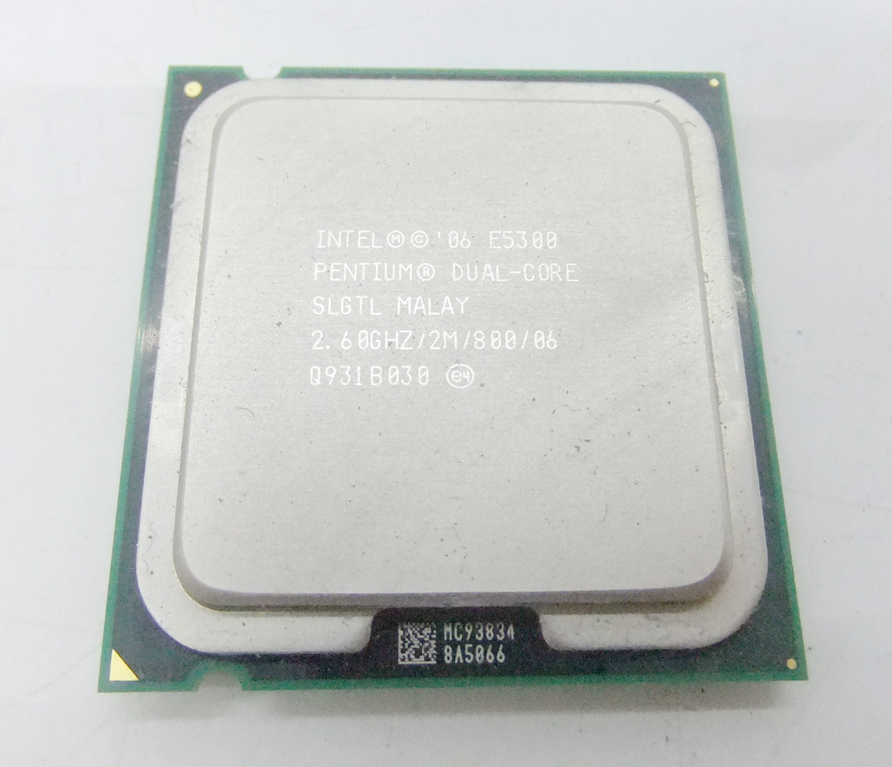 Процесор Intel Pentium E5300 2,60 GHz/2Mb Кеш/5 GT/s/s755/65w